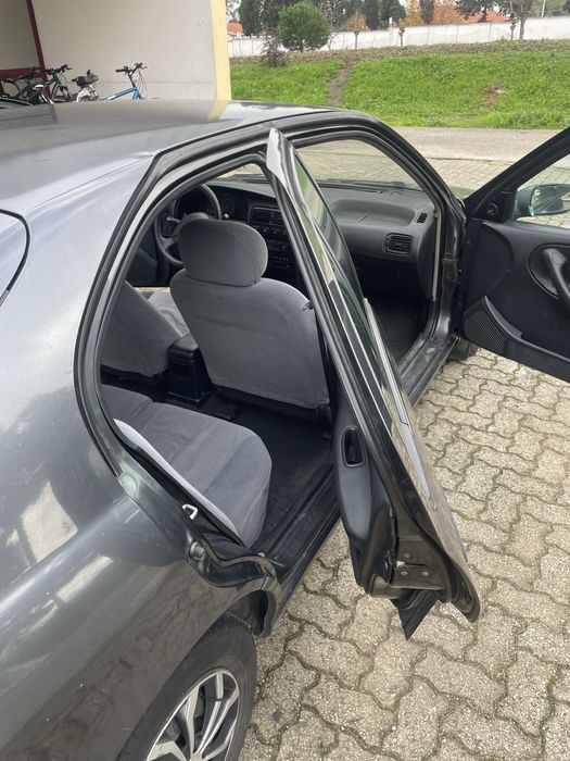 Nissan Primera hatchback64966367137027123