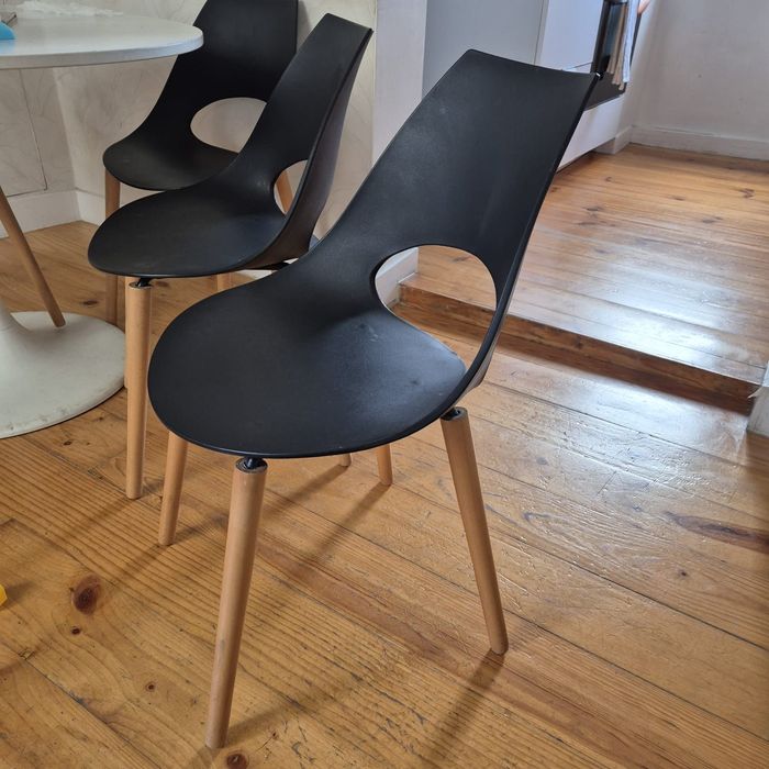 Cadeiras de mesa