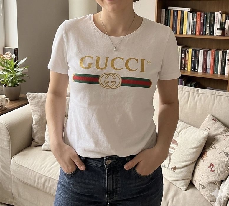 T-shirt na styl GUCCI damski biały z napisem