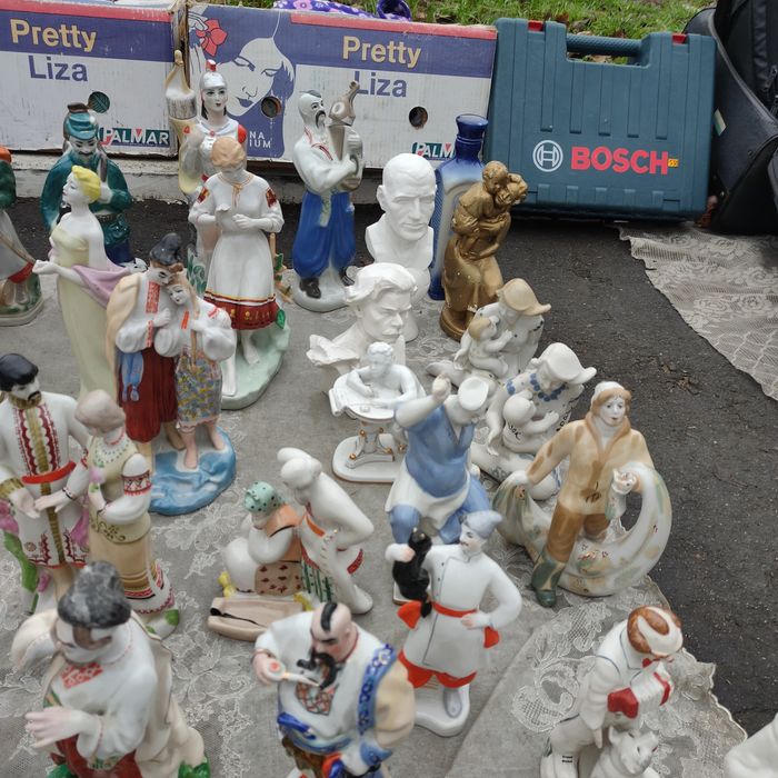 Статуэтки на продажу