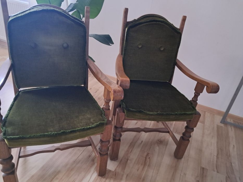 Krzesła dębowe ,4 sztuki