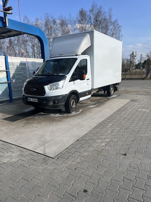 Transport kontener z windą