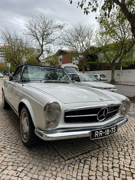 Mercedes-Benz W113 (1963-1970)