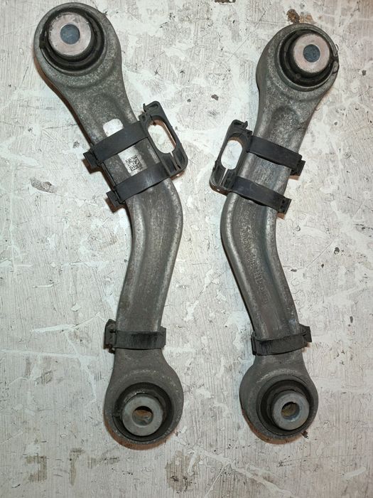 Braço de suspensão esquerdo e direito - BMW 5 Touring (F11) | 09 - 17