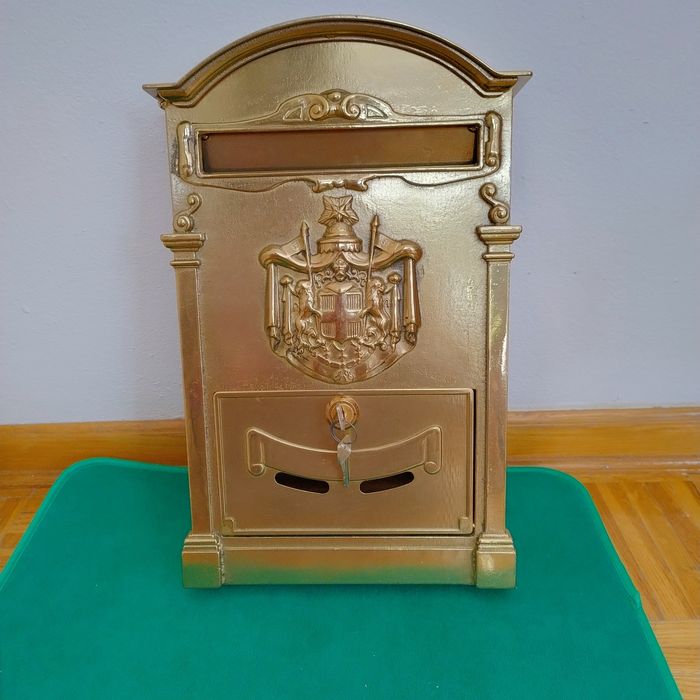 Piękna skrzynka pocztowa, mosiężna, retro made in Italy