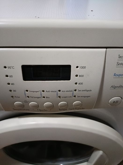 Máquina de lavar roupa LG modelo WD-10490TP