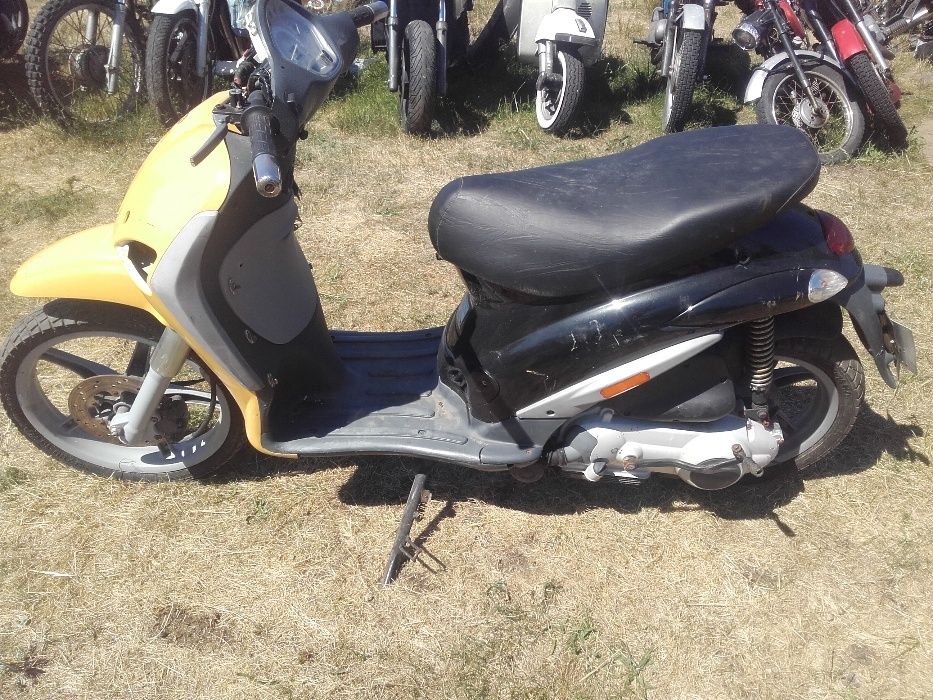 Piaggio liberty 125 silnik lagi owiewka bak gaźnik koło felga części