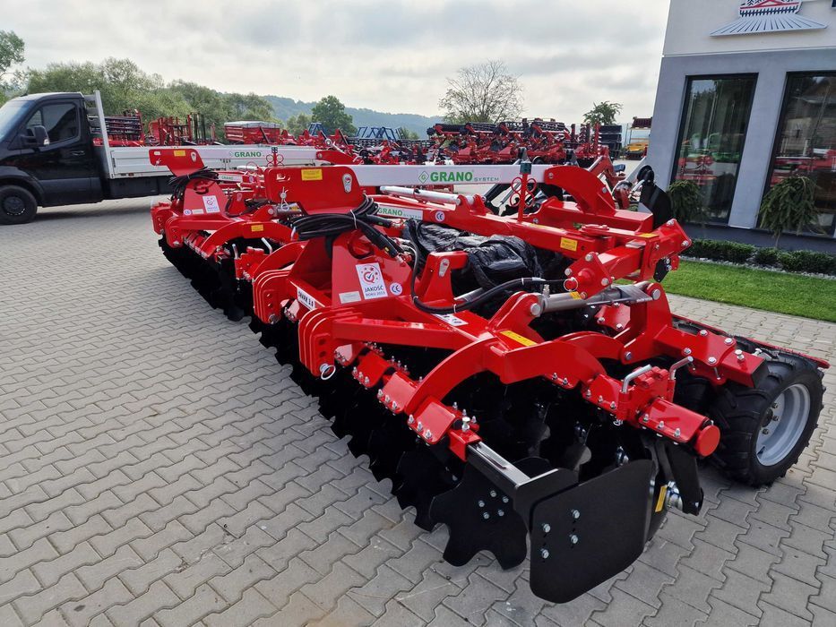 Agregat talerzowy półzawieszany oponowy SHOP Grano System 3/2,5/2,7 m