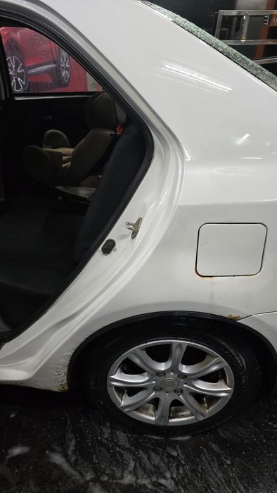 Автомобіль Geely MK