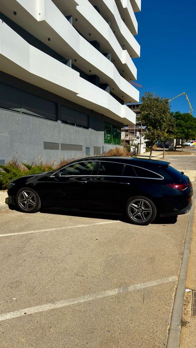 Mercedes-Benz CLA 200 d Shooting Brake
AMG Line Aut 8G