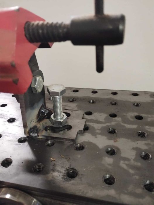 Stół rastrowy blacha 8 mm do maszyn CNC alternatywa dla stołów teowych