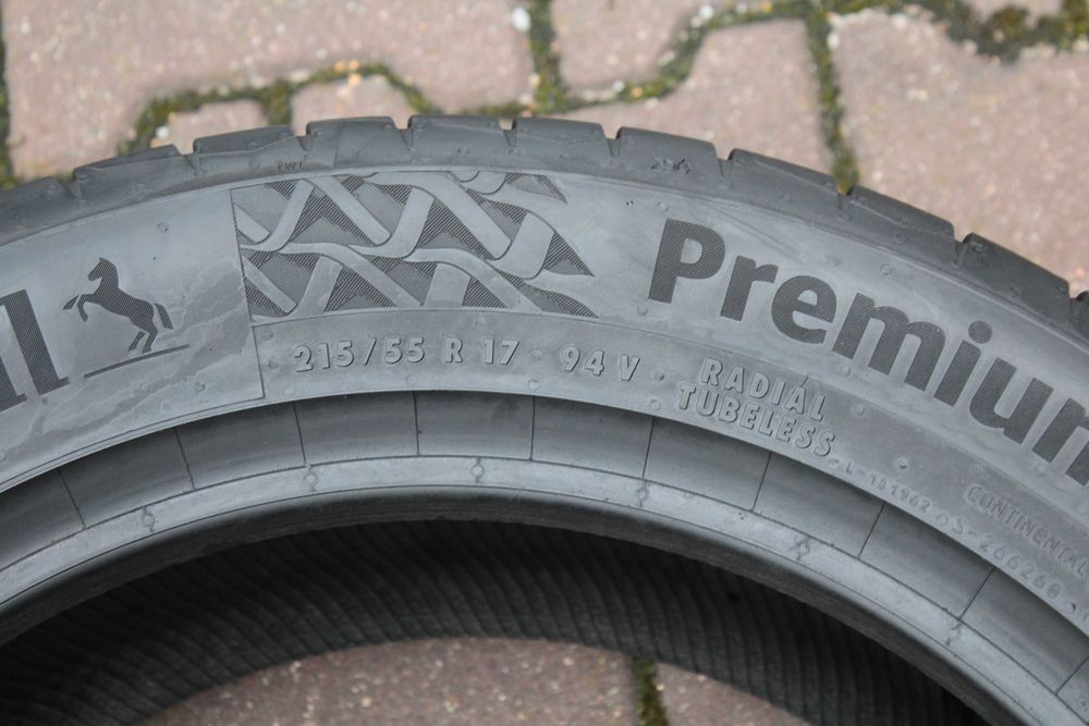 215 55 R17 Continental Premium Contact 7