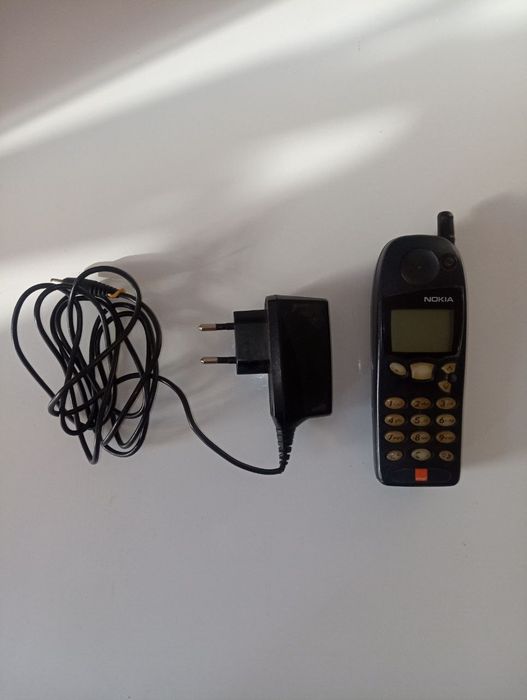 Мобильный телефон Nokia 5110 (Германия),б/у