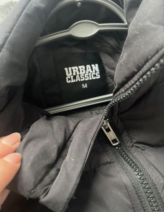 Kurtka czarna M basic zimowa puffer urban classic