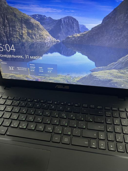 Asus R513C Intel i-5