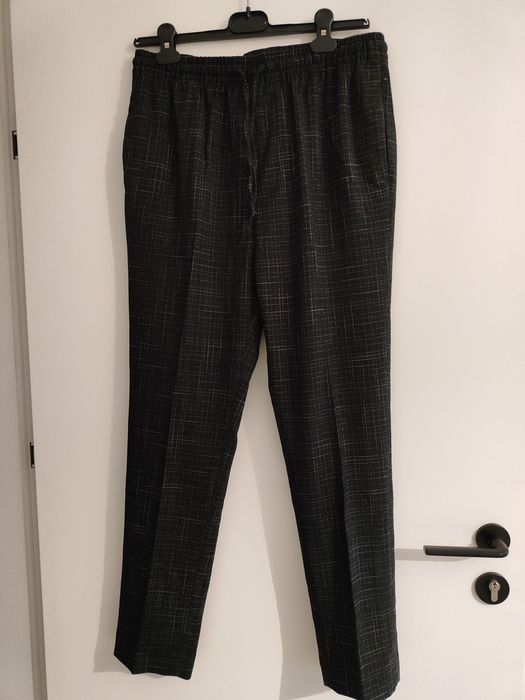 Spodnie damskie eleganckie basic Asos 32