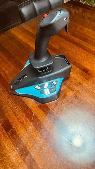 joystick winwing praticamente novo para MSFS