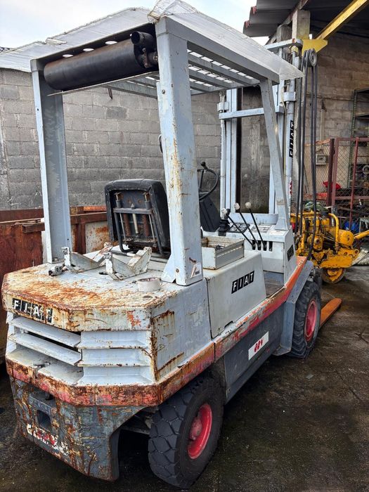 empilhados Fiat 3tn a gas