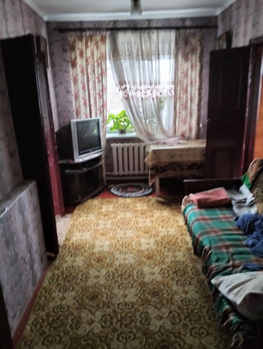 Будинок біля Старокостянтинова