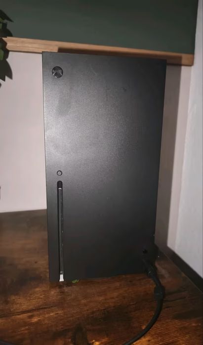 Xbox Series X 1TB z kontrolerem Starfield Edition
