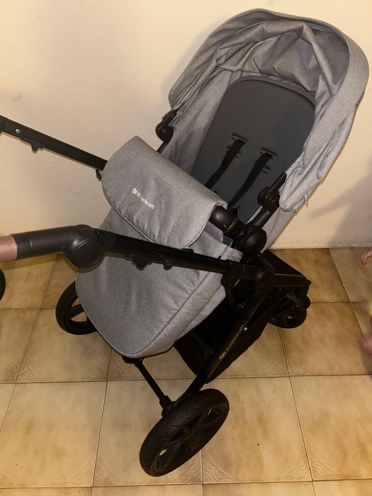 Carrinho de bebé da Kinderkraft