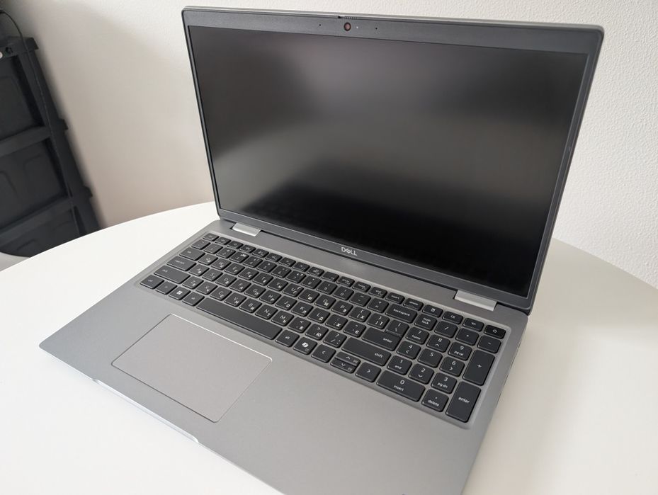 Ноутбук Dell pricesion 3560