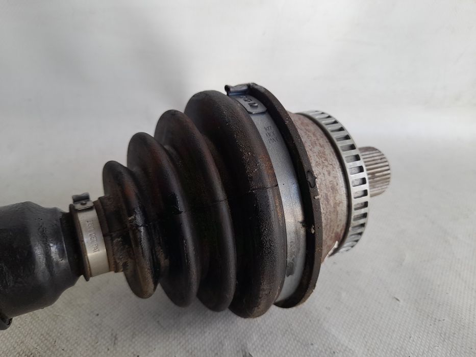 Transmissão frente esquerda AUDI A6 (4B2, C5)