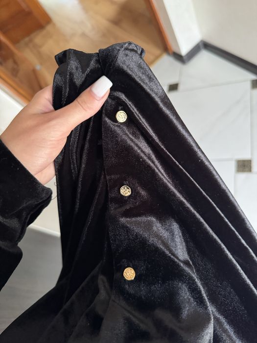Оксамитова сукня ZARA