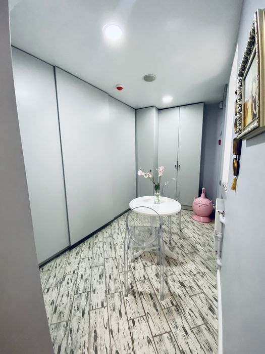 Продам помещение центр 114 м.кв м. Площадь Конституции