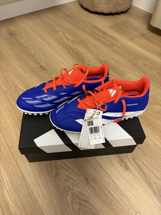 41.5 Adidas PREDATOR CLUB Tf нові , оригінал