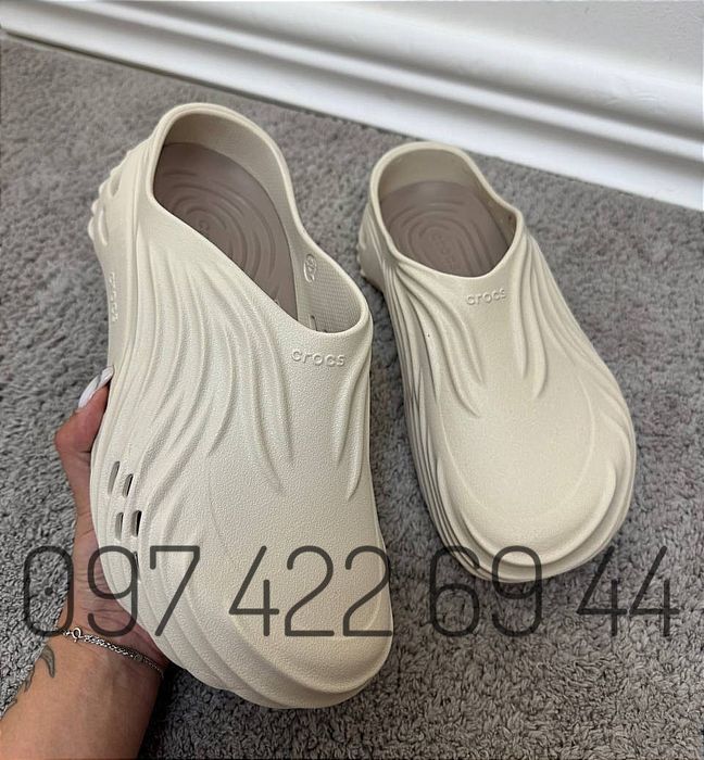 Echo Wave Clog Crocs унісекс Стильна новинка Crocs Crocs