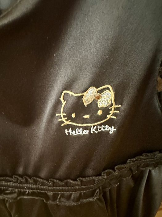 Шикарное чёрное платье HELLO KITTY от бренда H&М