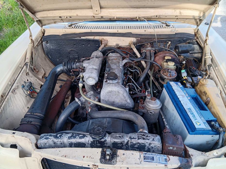 Mercedes W115 220D 1975