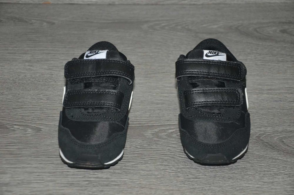 Продам кросівки Фірма Nike .