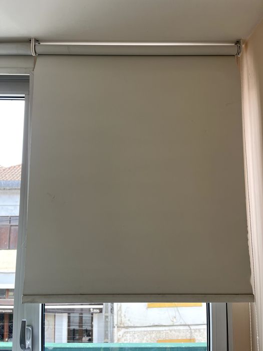 Estore de rolo blackout 70 x 240 cm (x3)