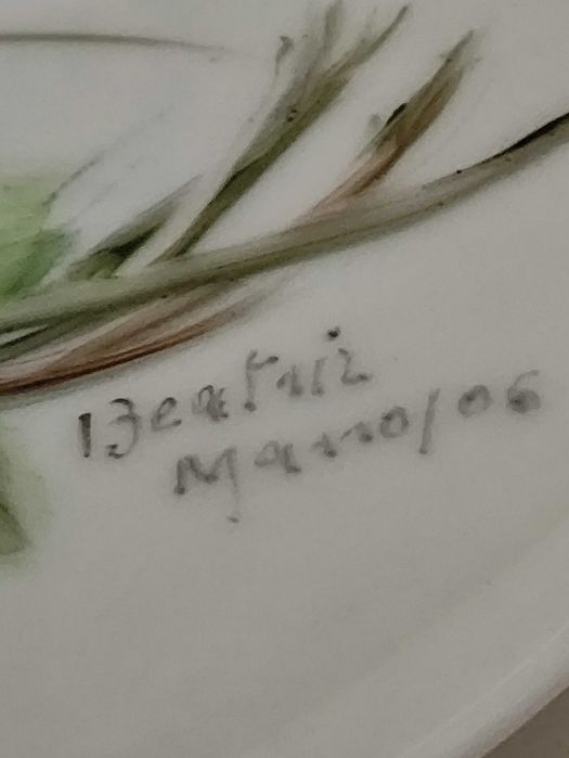 Conjunto de 2 chavenas e pires Pintado a mao assinado