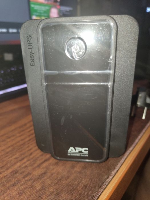 UPS APC ainda com Garantia