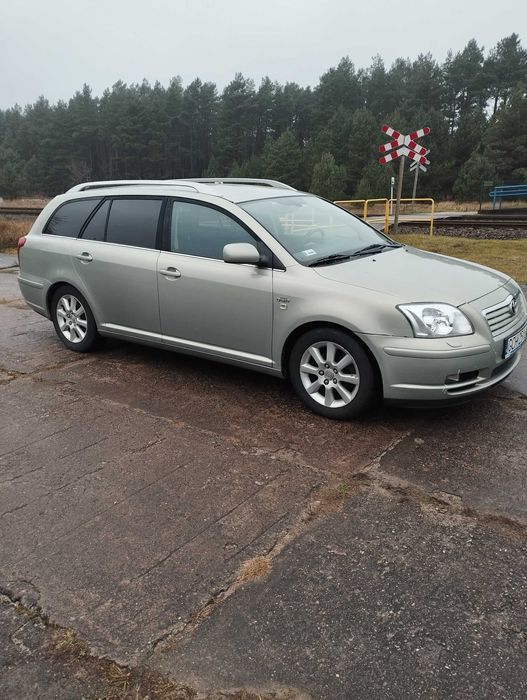 Toyota Avensis 2.2 diesel d-4d 176KM ..tanio !!!