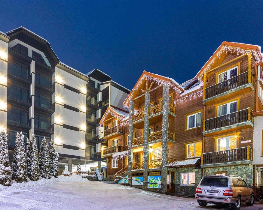 Milana Hotel Буковель | Поруч витяги | Гірські краєвиди