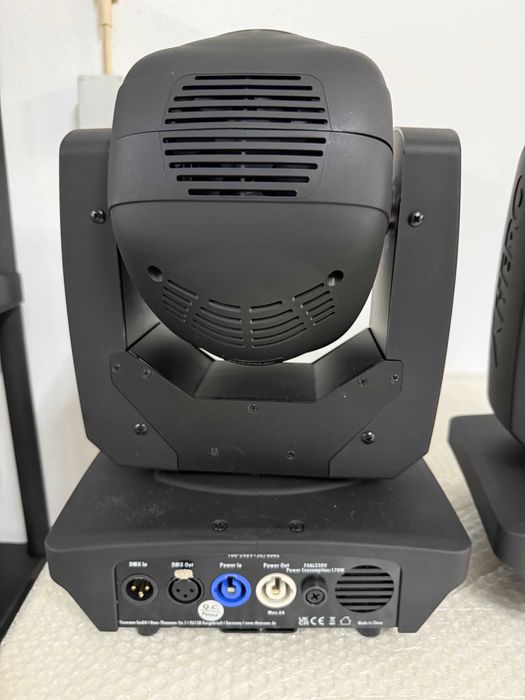 2x Luzes Varytec Hero Spot Wash