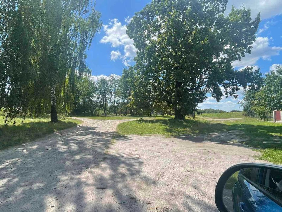 Продається земльна ділянка в с. Парпурівці 7811