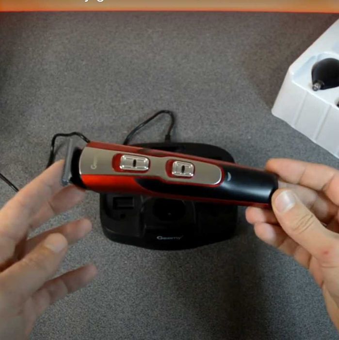 Машинка для стрижки GEMEI 10в1 — идеальный подарок мужчине