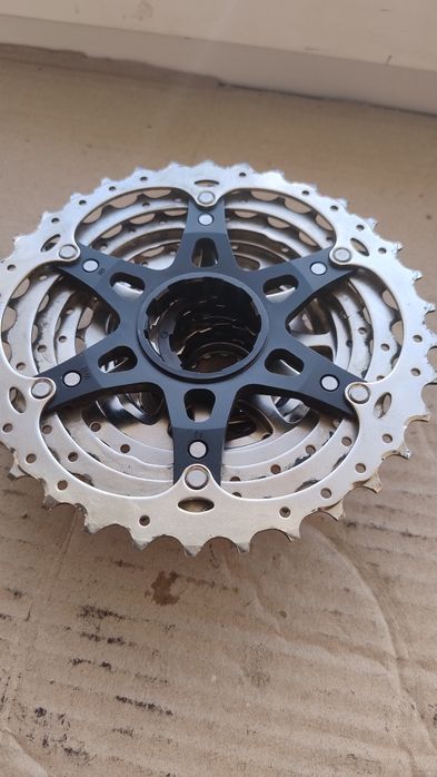 Кассета Shimano 105 CS-HG700-11