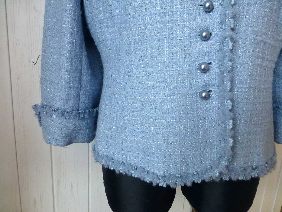 Viyella lekki krótki żakiet z przędzy boucle z rękawem 3/4 44