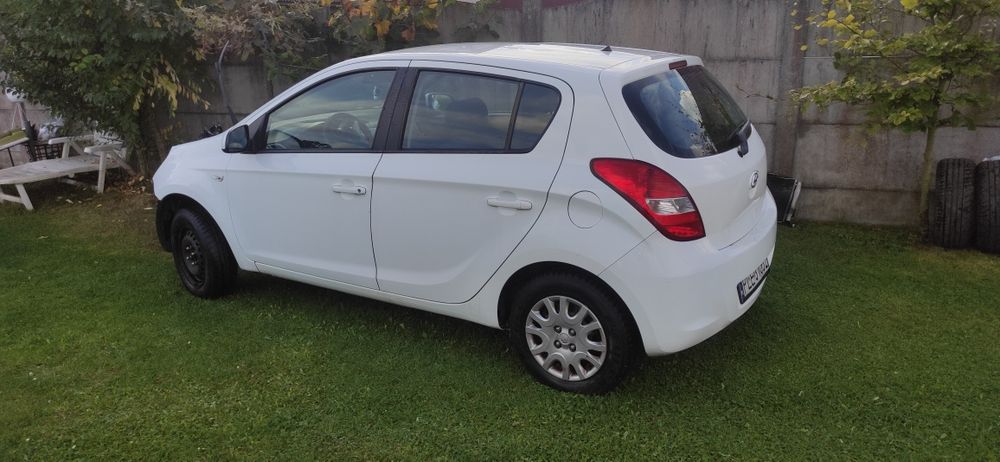 Hyundai i20 drzwi kompletne