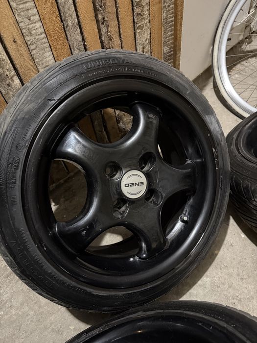 Felgi ENZO 15” z oponami Uniroyal – 7J ET35 4x100