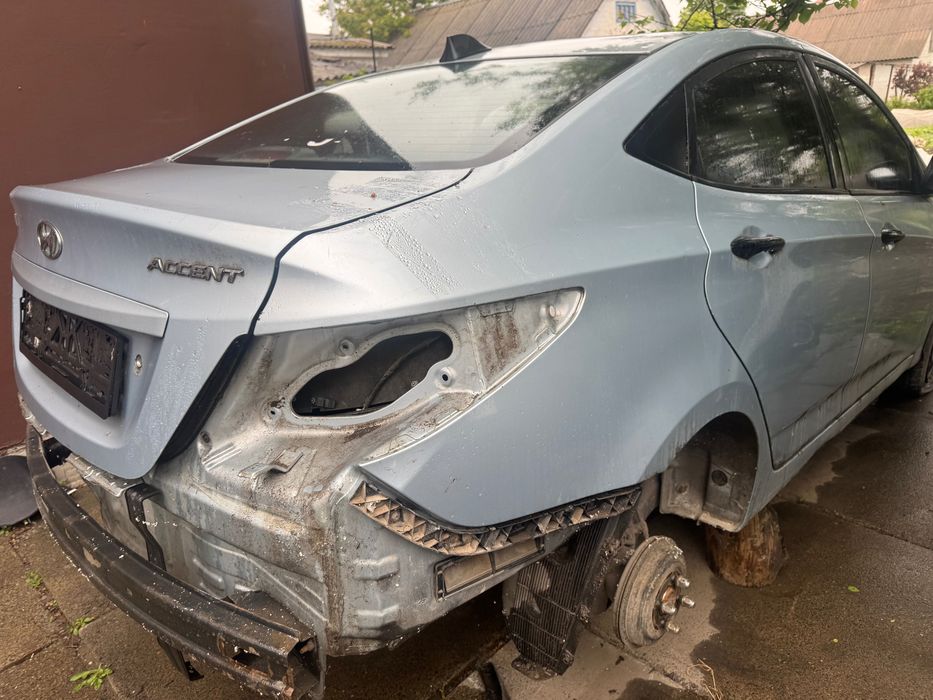 Четвертя кузова Хундай Акцент RB 2011-2019