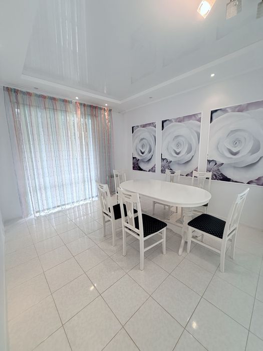 Продам  будинок з ремонтом