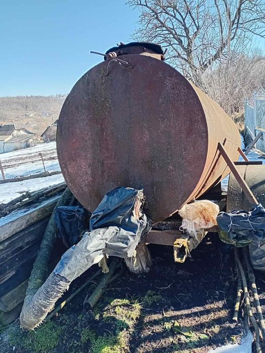 Бочка для перевезень рідини