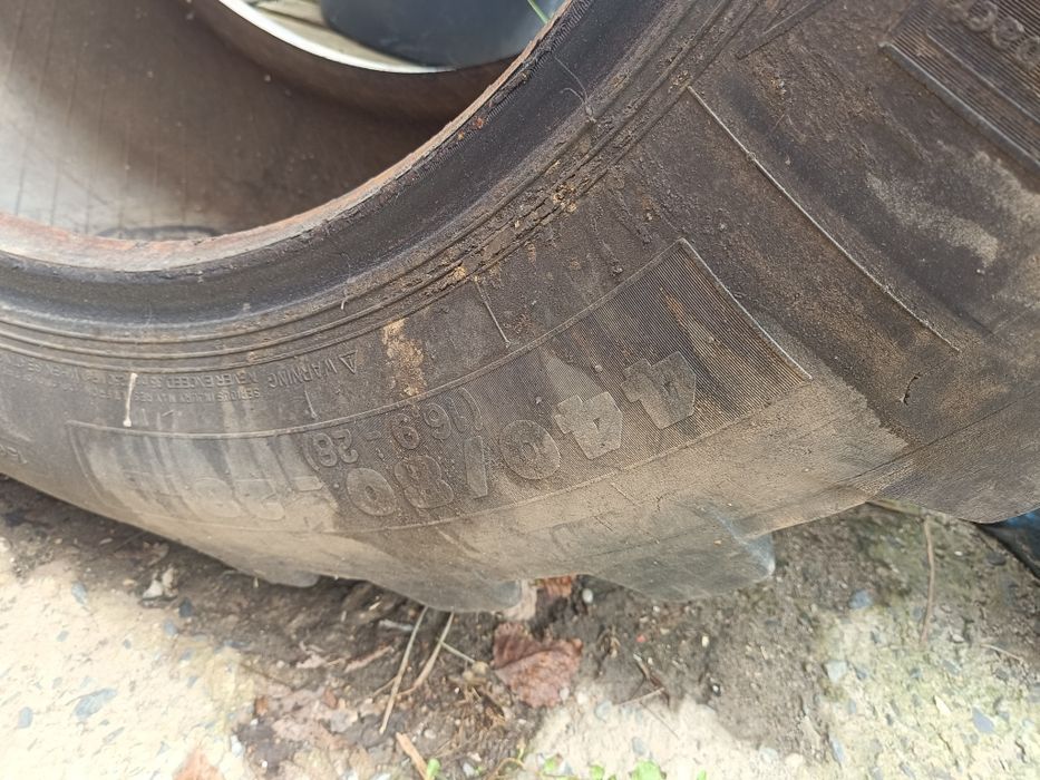 Opona Michelin  440/80-28 (16.9-28